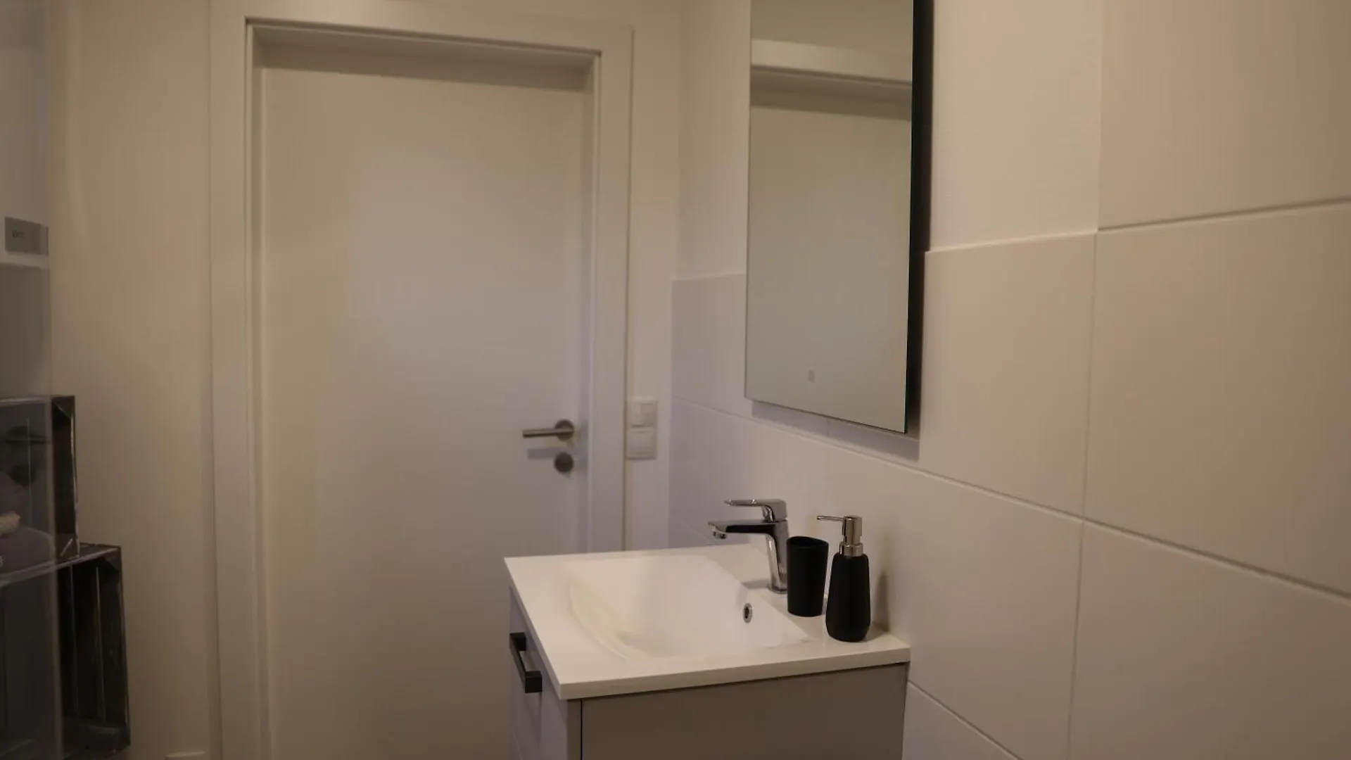 Sorinas Home Wb16 Top 4 Berndorf  Apartment